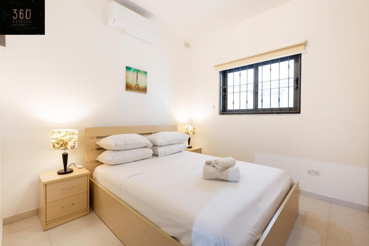 Centre Paceville Apt With Terrace, Bbq & Wifi By 360 Estates Saint Julian's Exterior photo